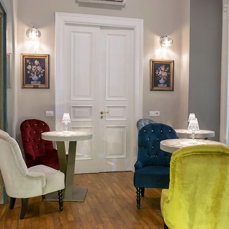 Leone Camere D'autore Naples Extérieur photo