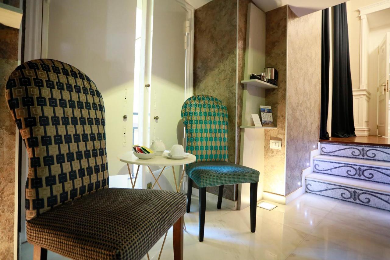 Leone Camere D'autore Naples Extérieur photo